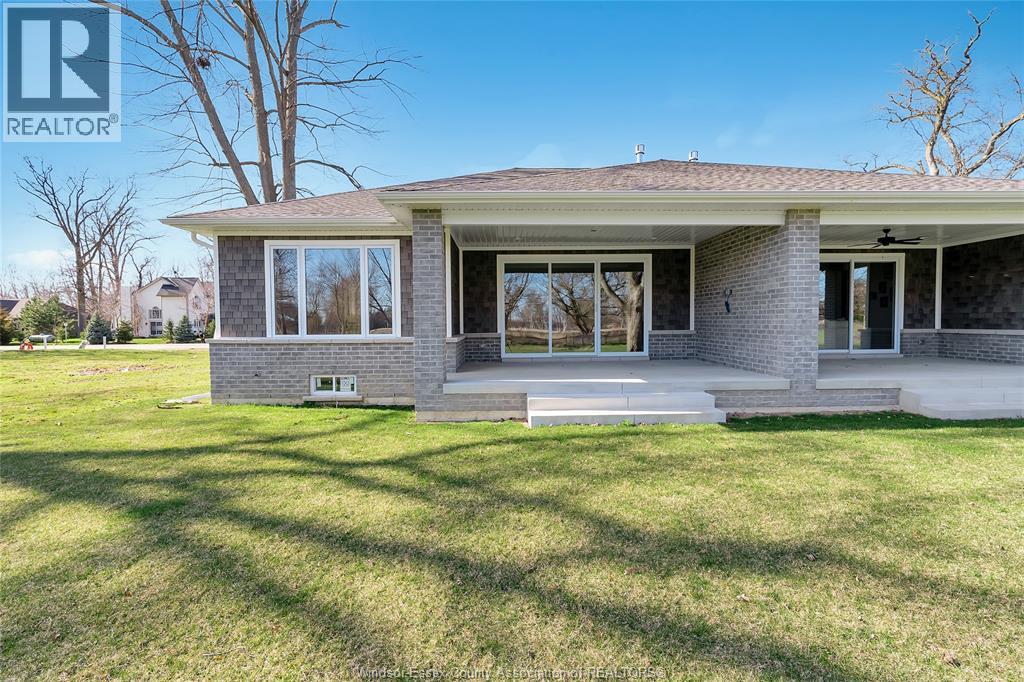 76 Boblo Island Boulevard, Amherstburg, Ontario  N9V 0H7 - Photo 4 - 25031368