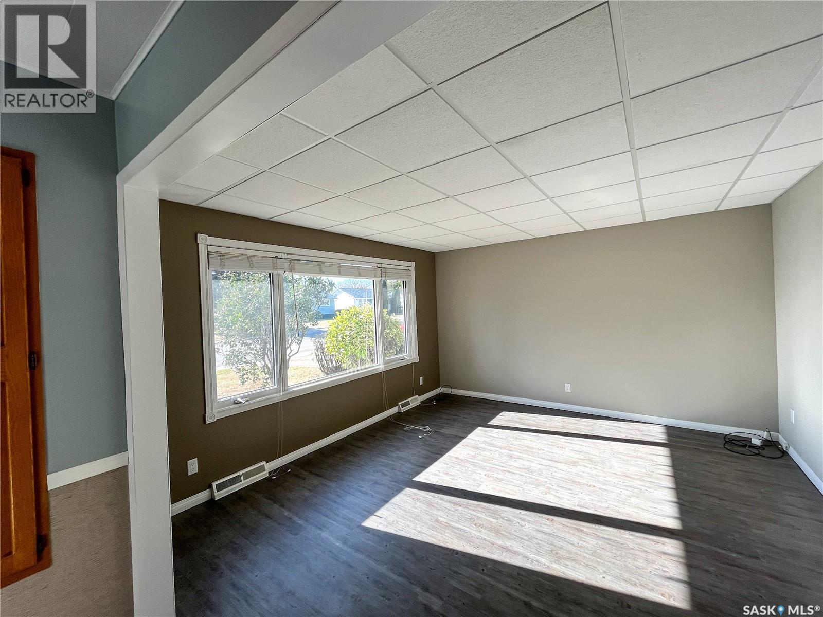 312 10th Avenue W, Melville, Saskatchewan  S0A 2P0 - Photo 10 - SK032659