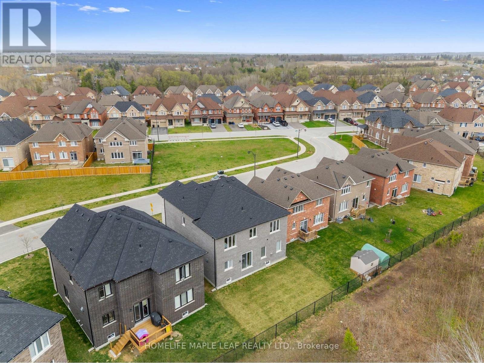 1028 Hardy Way, Innisfil, Ontario  L0L 1W0 - Photo 2 - N12852308