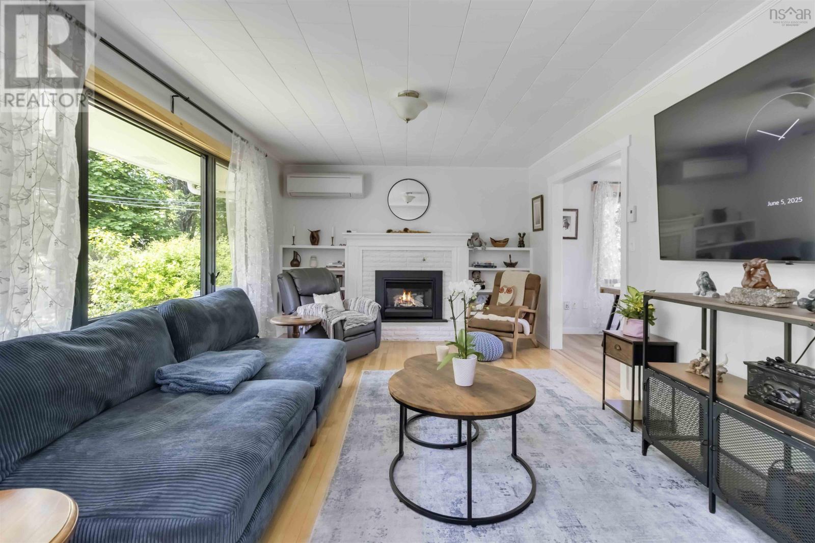 51 Albert Street, Bridgewater, Nova Scotia  B4V 1G7 - Photo 4 - 202600029