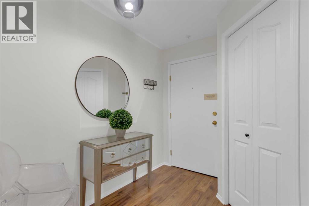 306, 6000 Somervale Court SW, Calgary, Alberta  T2Y 4J4 - Photo 3 - A2298049