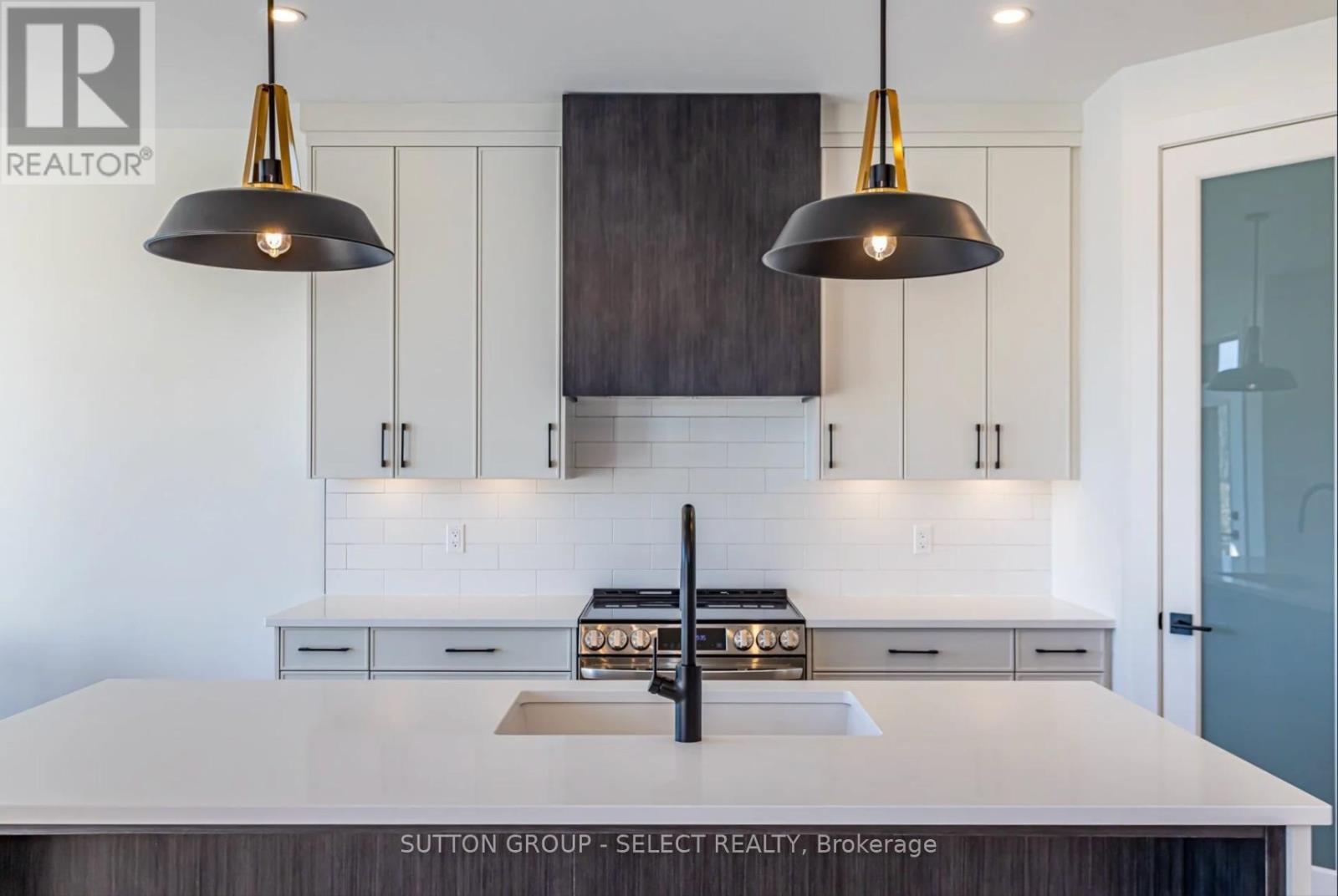 Lot 22 Hardy Drive, Strathroy-Caradoc, Ontario  N7G 0G3 - Photo 11 - X12986358