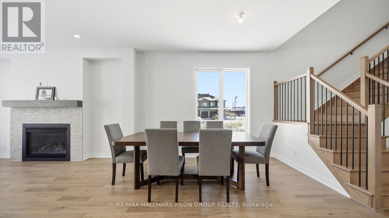 272 Cornice Street, Ottawa, Ontario  K1W 0W4 - Photo 8 - X12986374