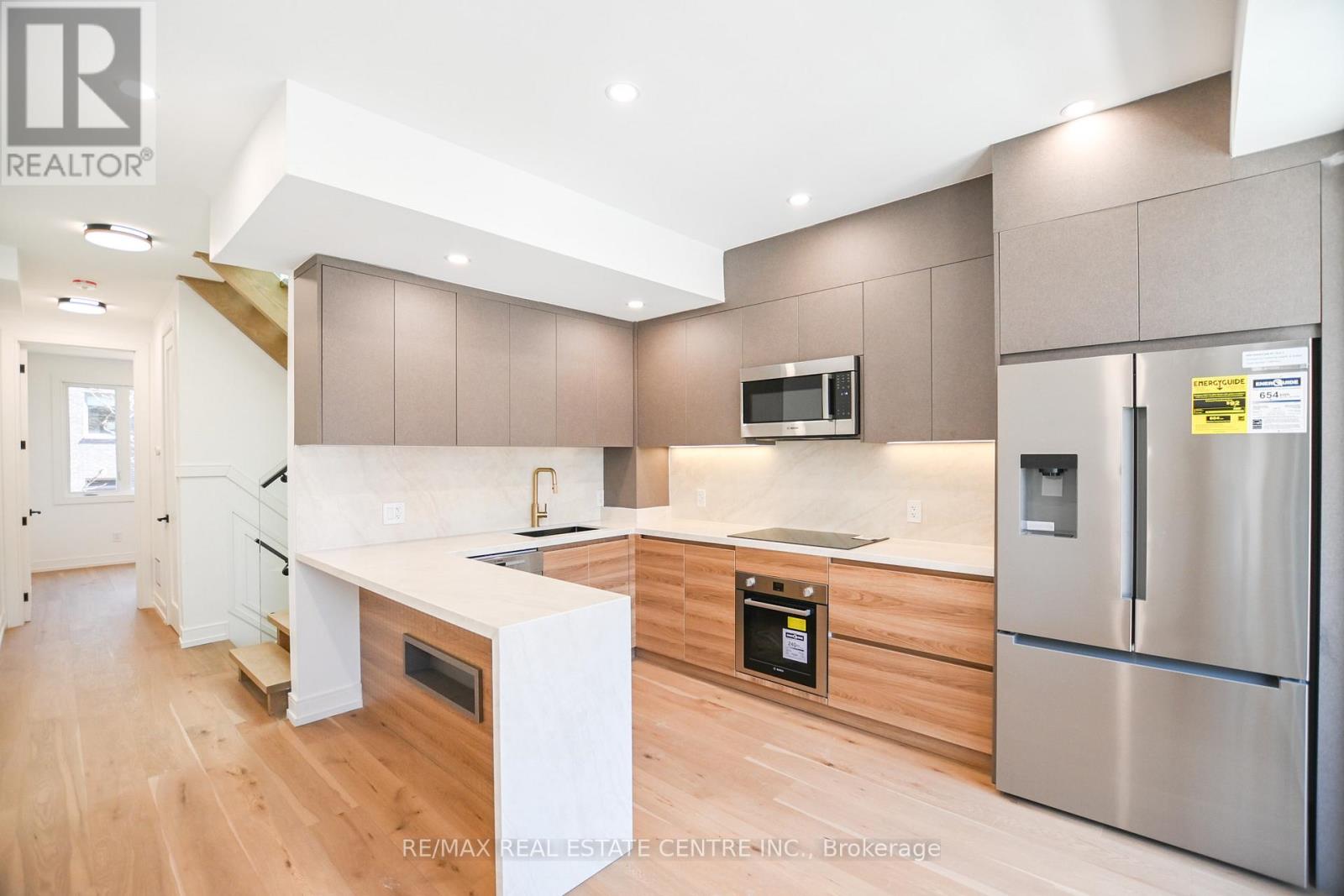 57 Jones Avenue, Toronto, Ontario  M4M 2Z7 - Photo 11 - E12986364