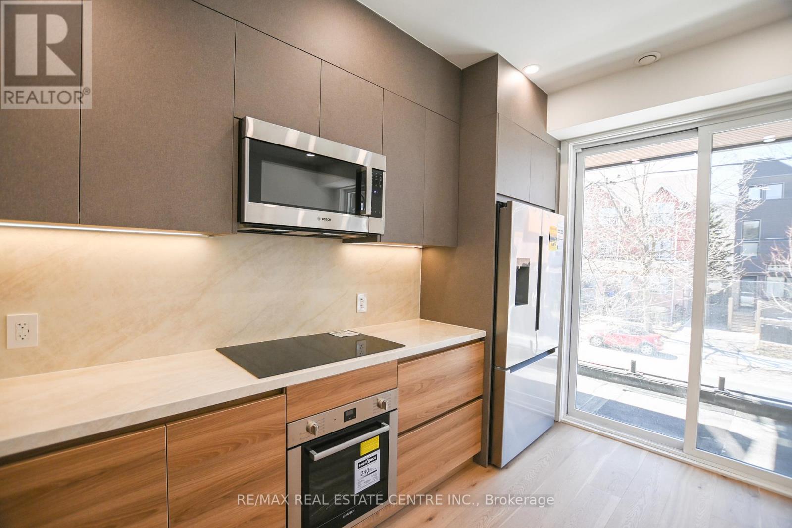 57 Jones Avenue, Toronto, Ontario  M4M 2Z7 - Photo 13 - E12986364