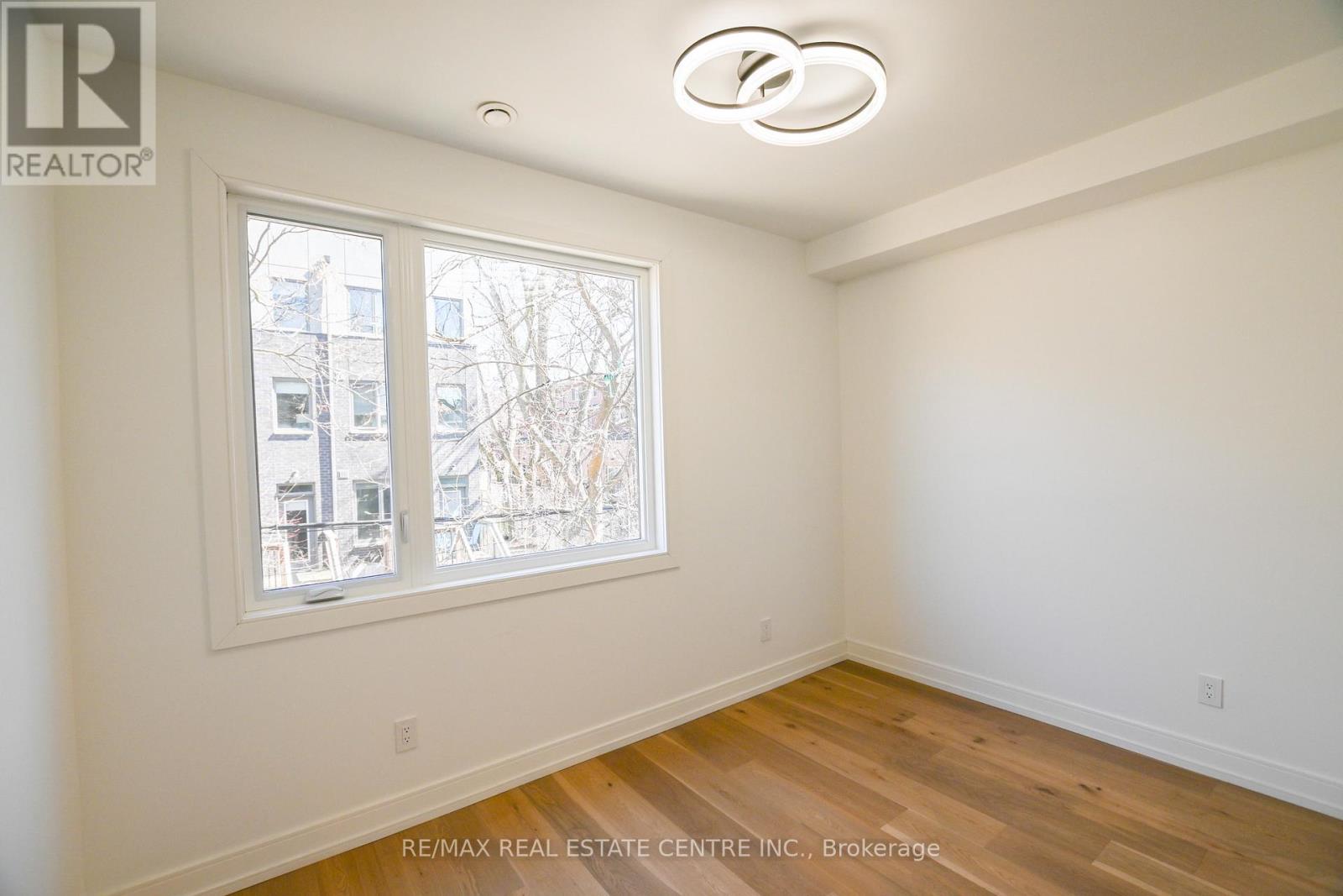 57 Jones Avenue, Toronto, Ontario  M4M 2Z7 - Photo 20 - E12986364