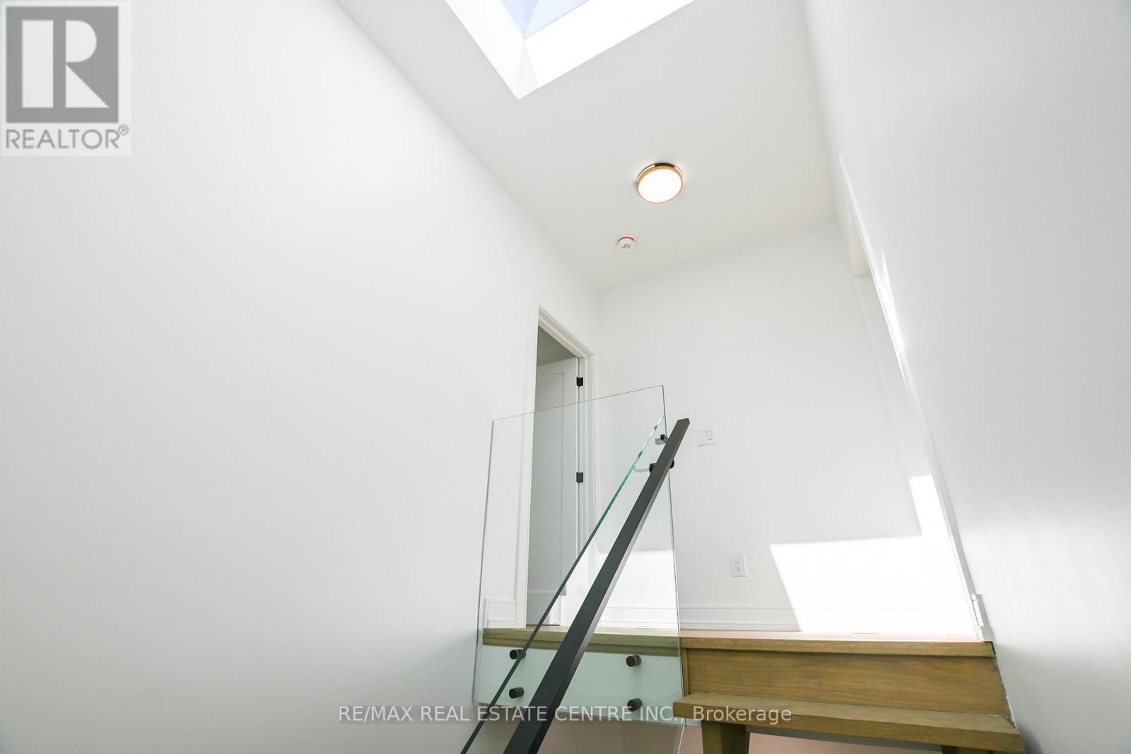 57 Jones Avenue, Toronto, Ontario  M4M 2Z7 - Photo 26 - E12986364