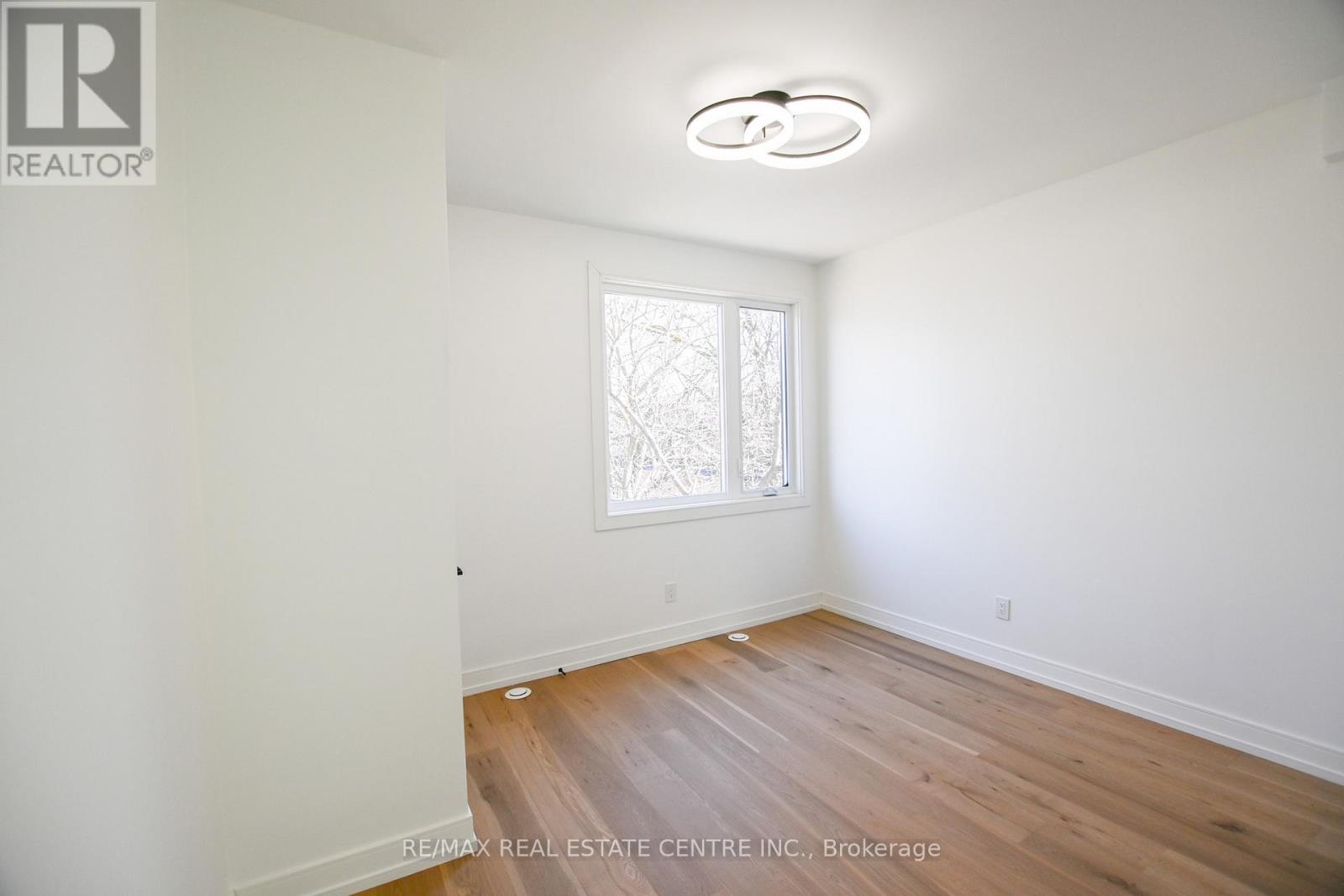 57 Jones Avenue, Toronto, Ontario  M4M 2Z7 - Photo 28 - E12986364