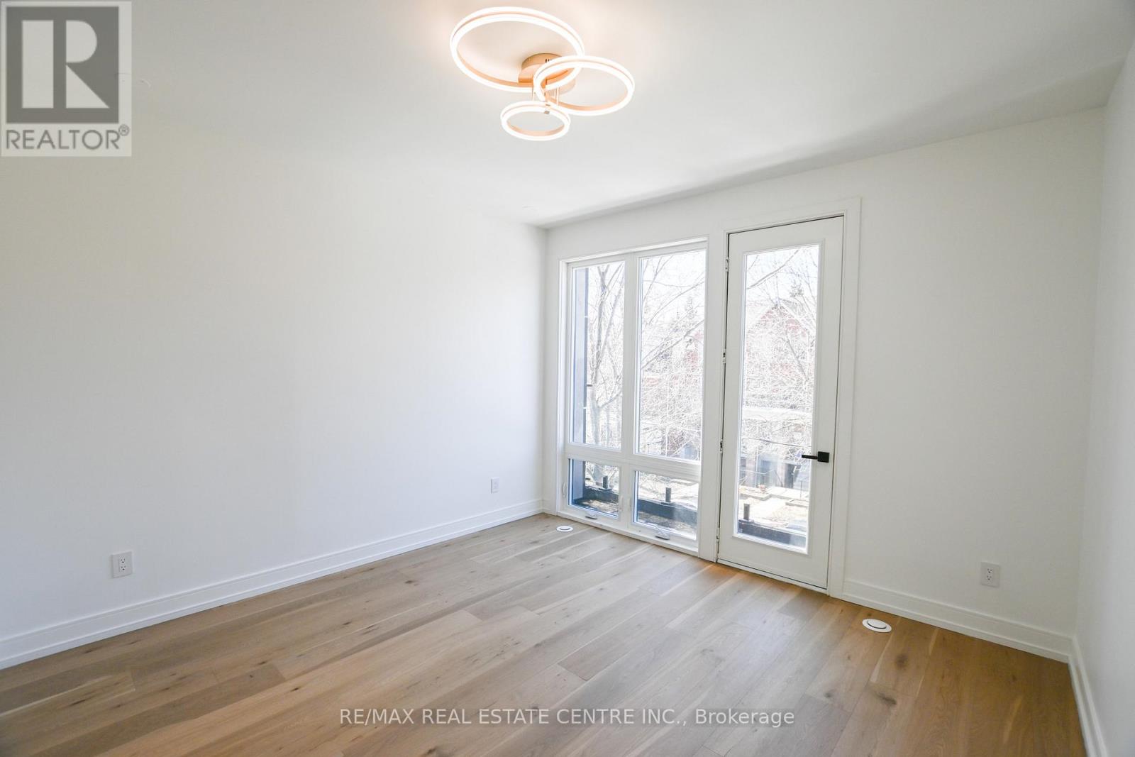 57 Jones Avenue, Toronto, Ontario  M4M 2Z7 - Photo 33 - E12986364