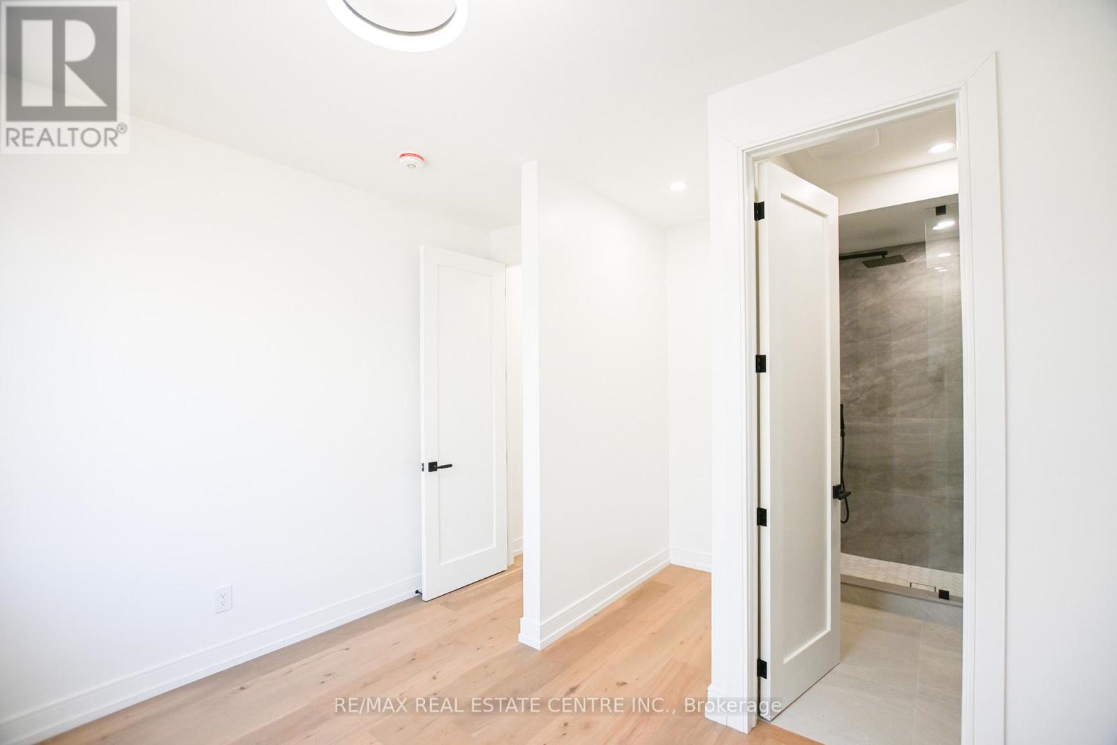 59 Jones Avenue, Toronto, Ontario  M4M 2Z7 - Photo 12 - E12986368