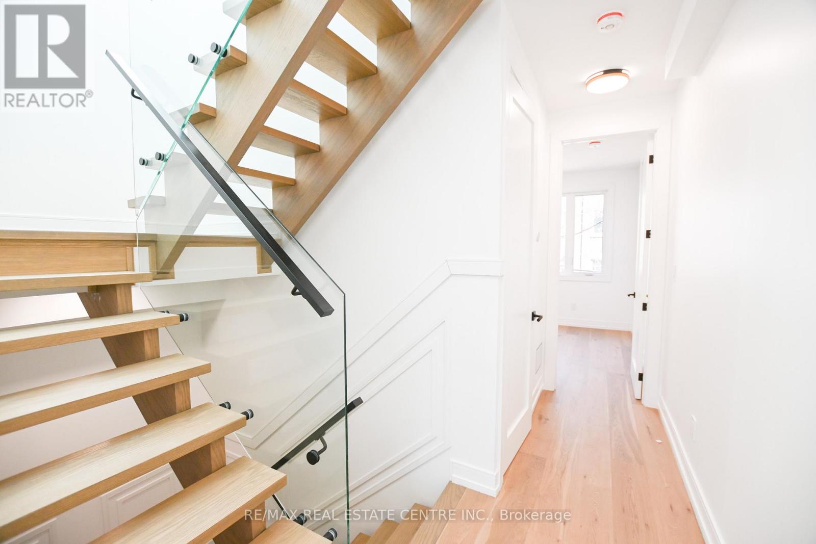 59 Jones Avenue, Toronto, Ontario  M4M 2Z7 - Photo 19 - E12986368