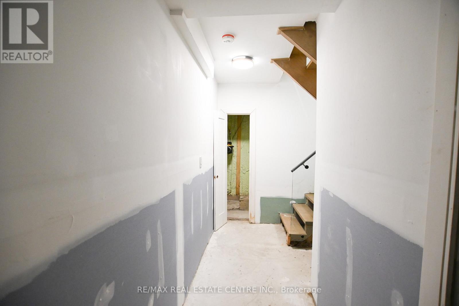 59 Jones Avenue, Toronto, Ontario  M4M 2Z7 - Photo 35 - E12986368