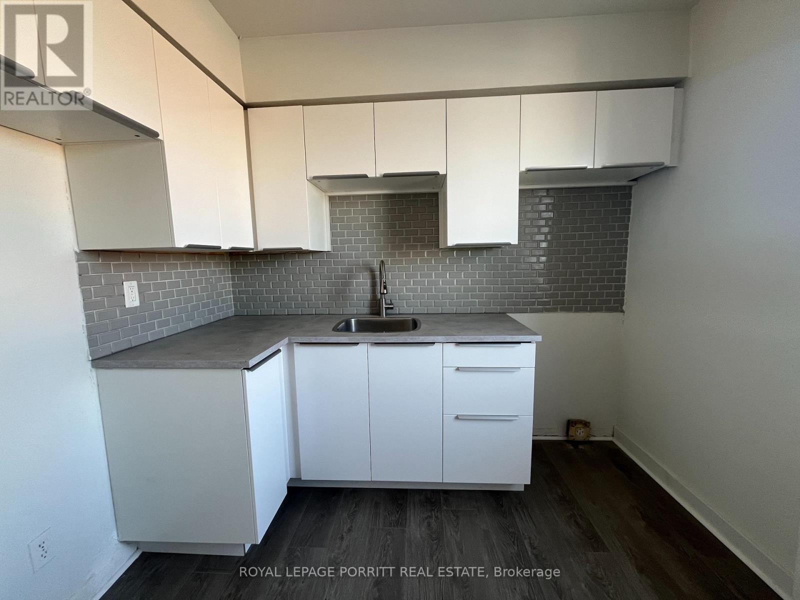 2633 Eglinton Avenue E, Toronto, Ontario  M1K 2S2 - Photo 13 - E12986376