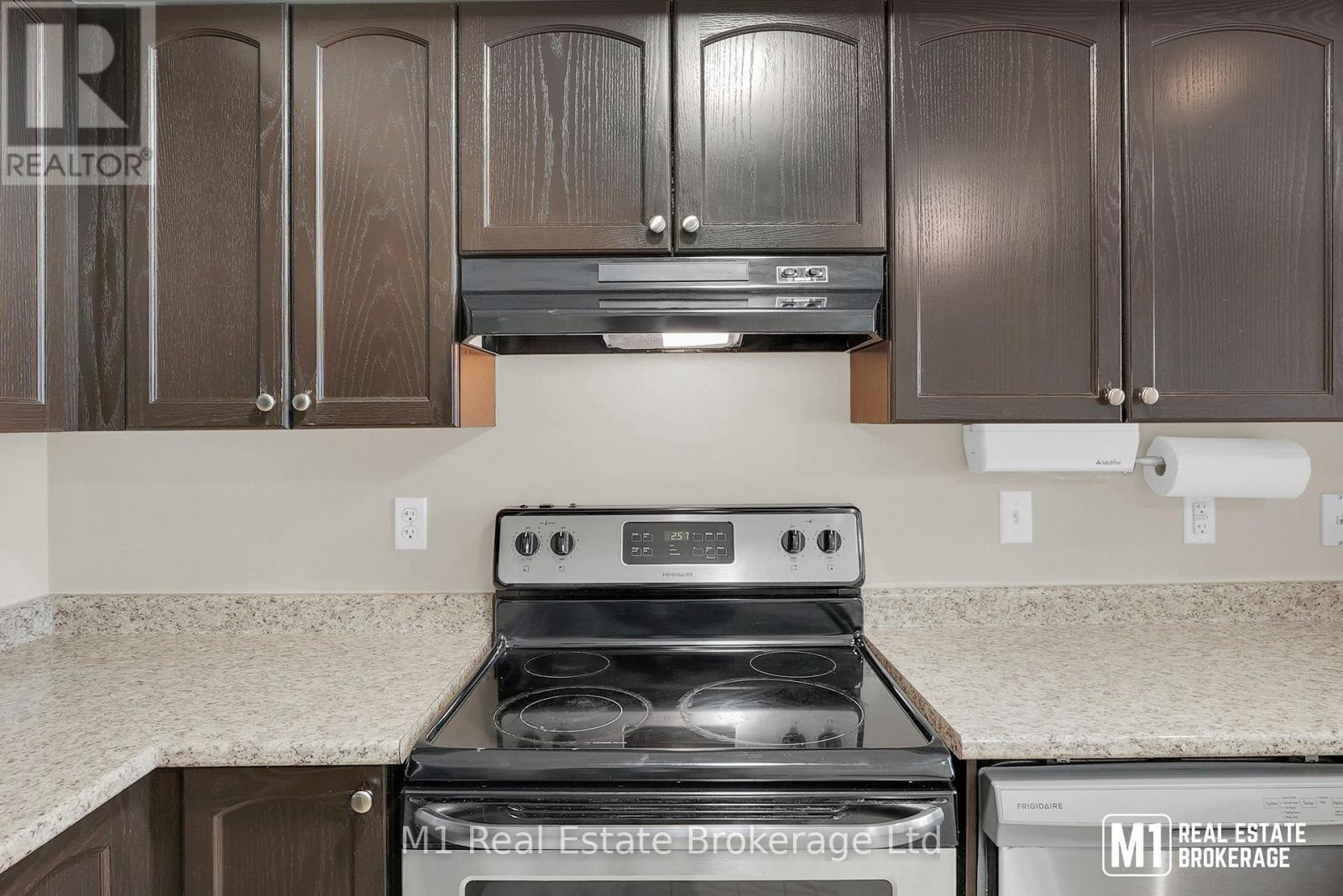 46b - 15 Carere Crescent, Guelph, Ontario  N1E 0K4 - Photo 10 - X12986342