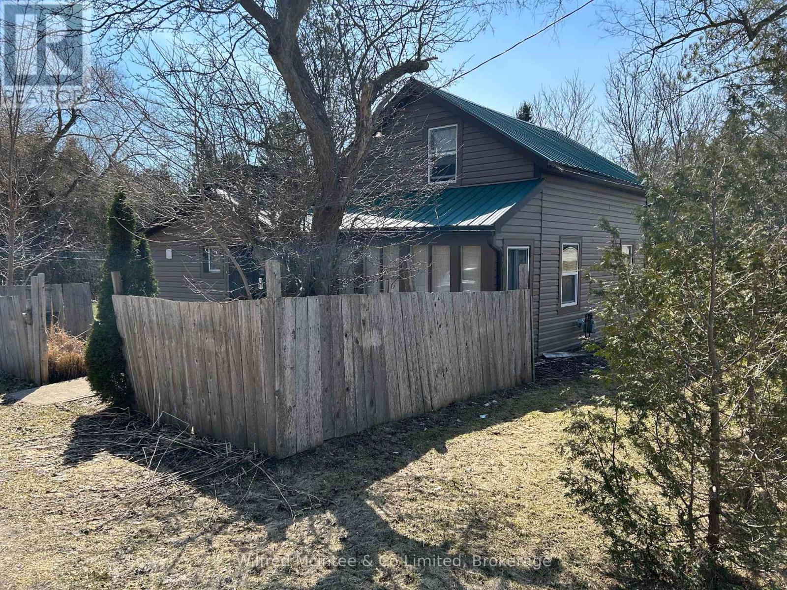 401866 Grey 4 Road, West Grey, Ontario  N4N 3B8 - Photo 2 - X12986352