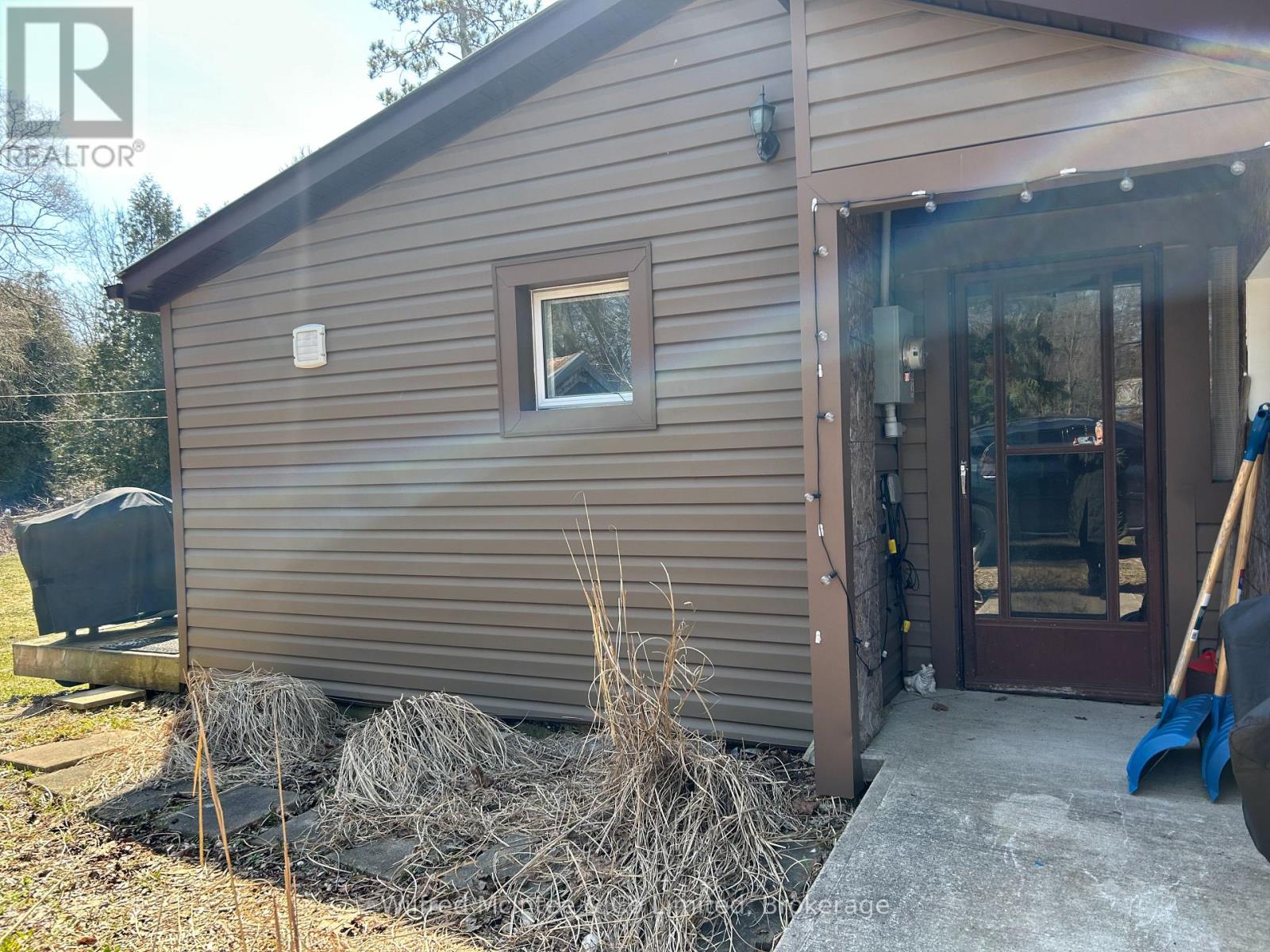 401866 Grey 4 Road, West Grey, Ontario  N4N 3B8 - Photo 6 - X12986352