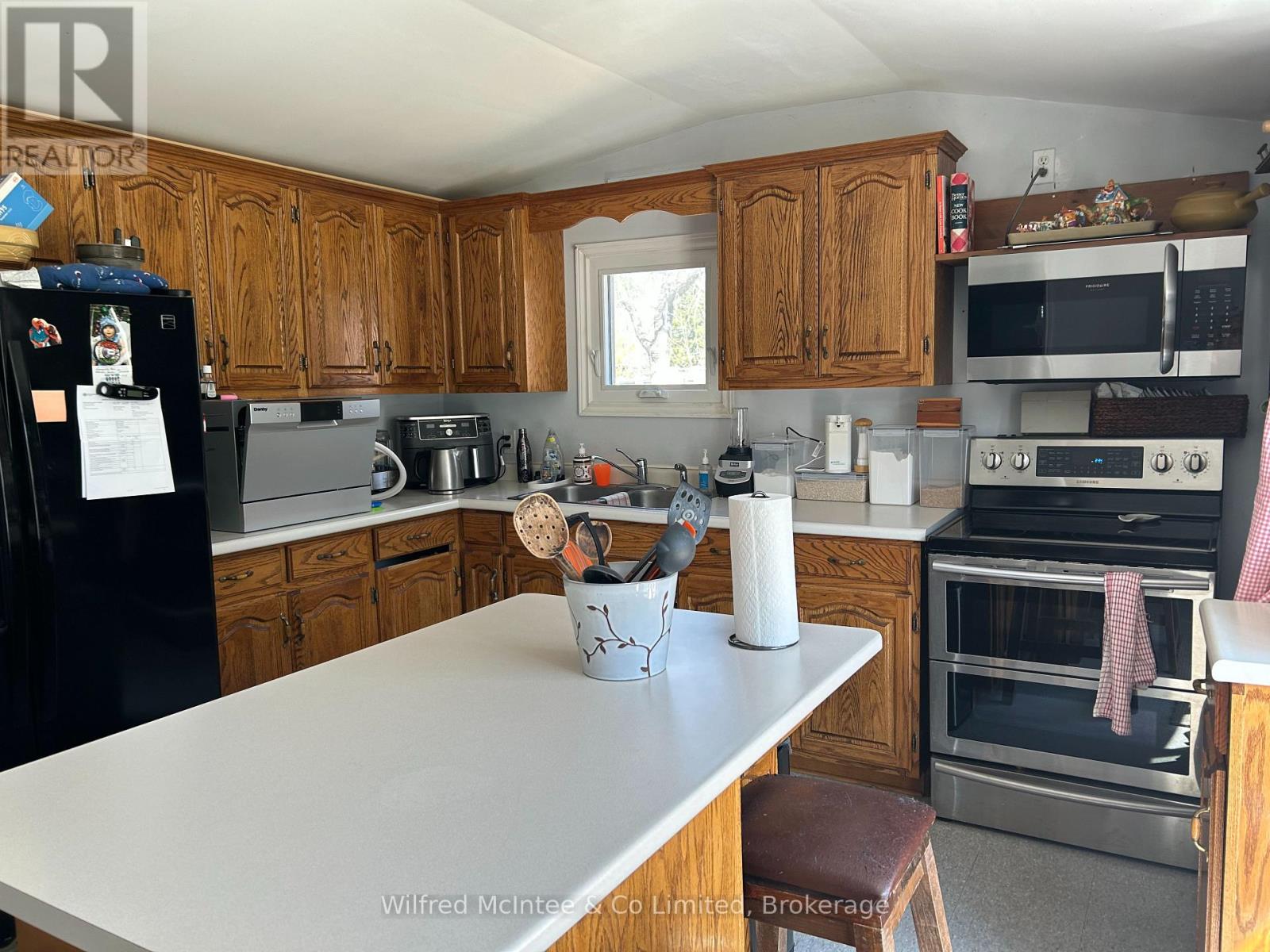 401866 Grey 4 Road, West Grey, Ontario  N4N 3B8 - Photo 9 - X12986352