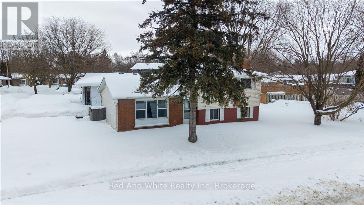 400 MIDWOOD CRESCENT, Waterloo, Ontario