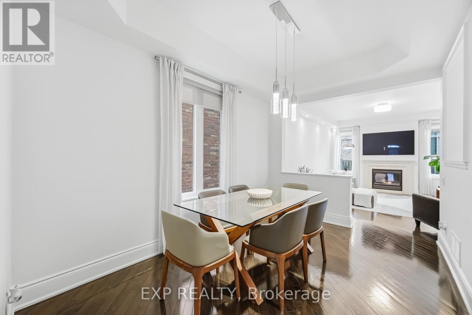 70 Torah Gate, Vaughan, Ontario  L6A 0H3 - Photo 11 - N12986350