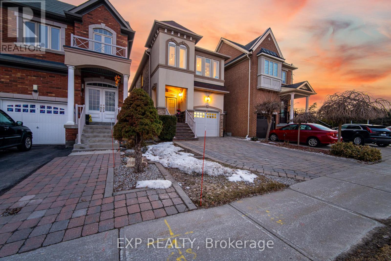 70 Torah Gate, Vaughan, Ontario  L6A 0H3 - Photo 6 - N12986350