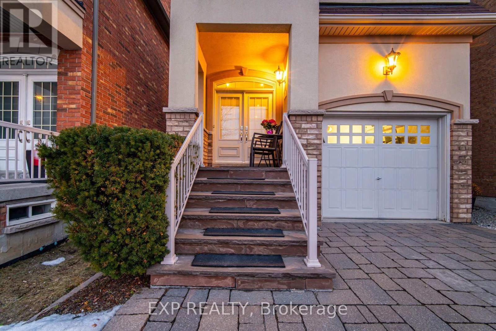 70 Torah Gate, Vaughan, Ontario  L6A 0H3 - Photo 8 - N12986350