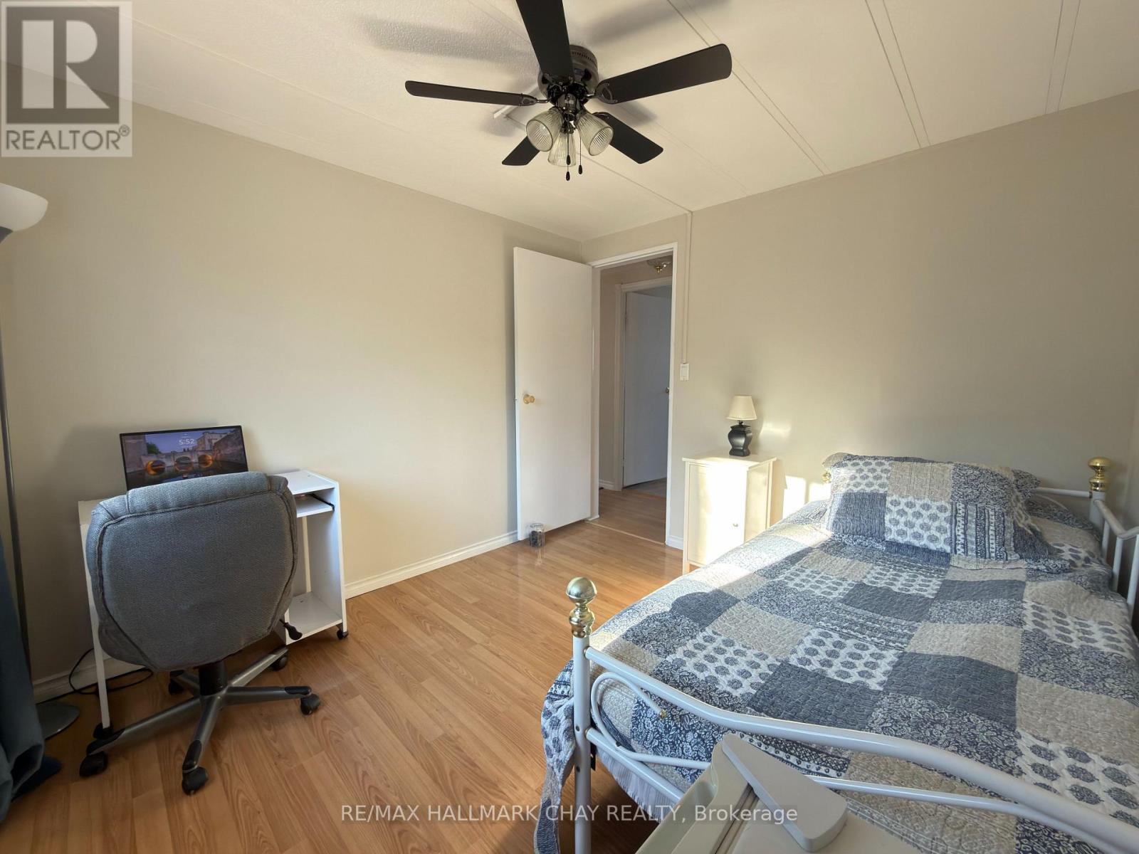 13 Carruthers Street N, Wasaga Beach, Ontario  L9Z 1K2 - Photo 19 - S12986378