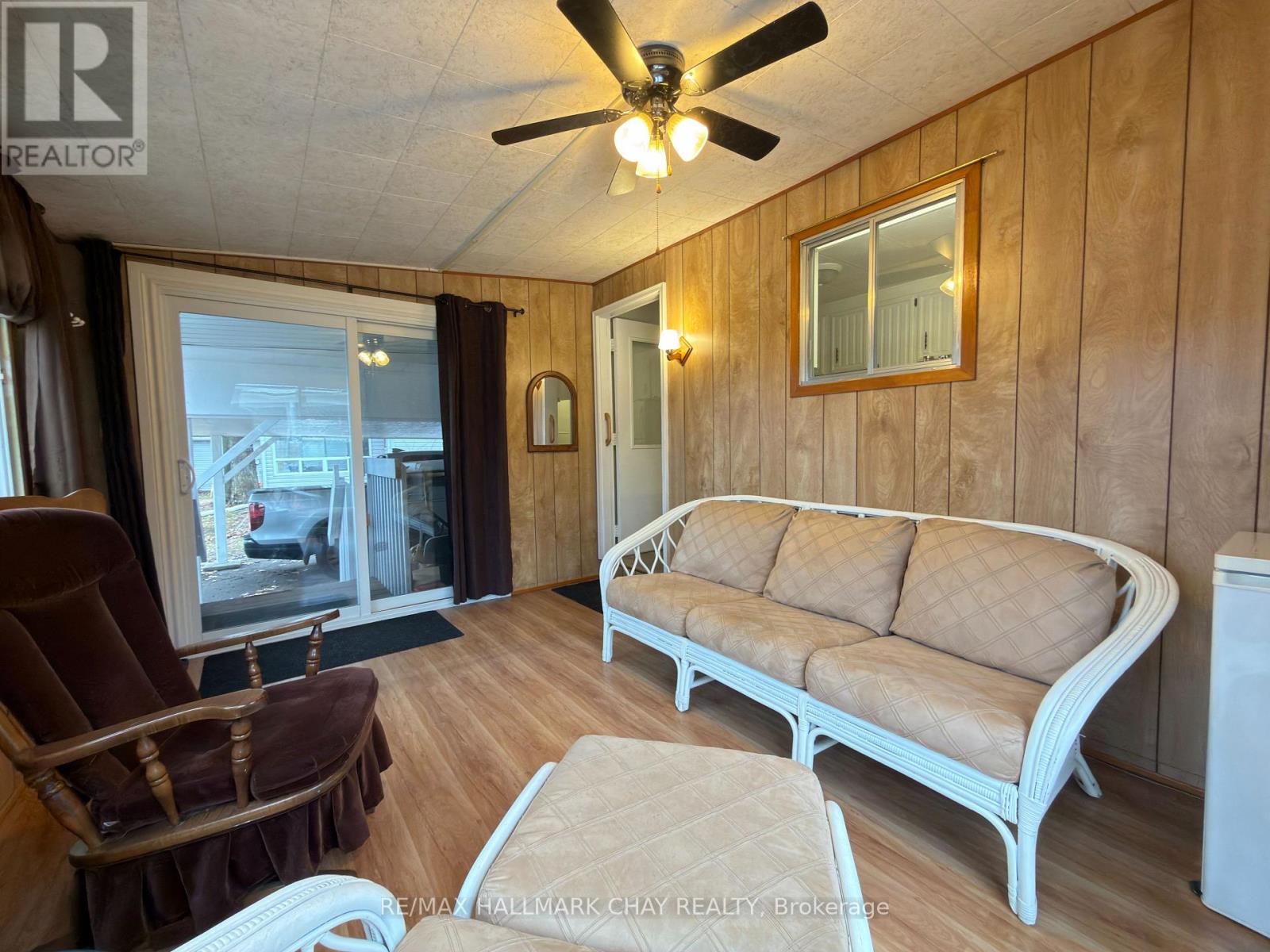 13 Carruthers Street N, Wasaga Beach, Ontario  L9Z 1K2 - Photo 23 - S12986378