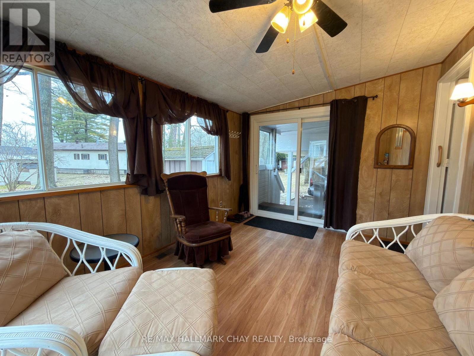 13 Carruthers Street N, Wasaga Beach, Ontario  L9Z 1K2 - Photo 24 - S12986378