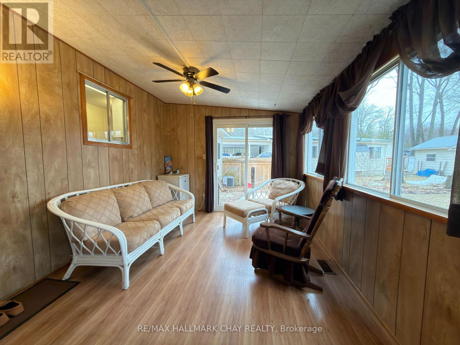 13 Carruthers Street N, Wasaga Beach, Ontario  L9Z 1K2 - Photo 25 - S12986378