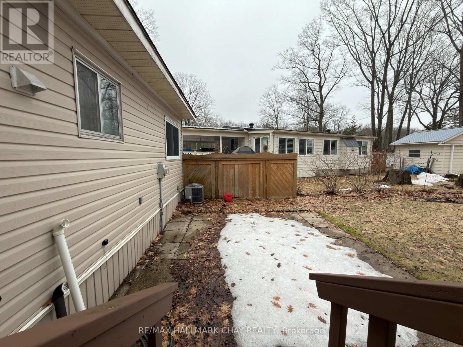 13 Carruthers Street N, Wasaga Beach, Ontario  L9Z 1K2 - Photo 26 - S12986378