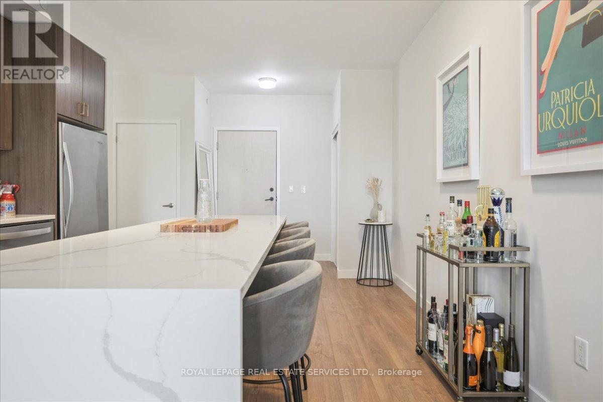 211 - 168 Sabina Drive, Oakville, Ontario  L6H 0W5 - Photo 27 - W12986366