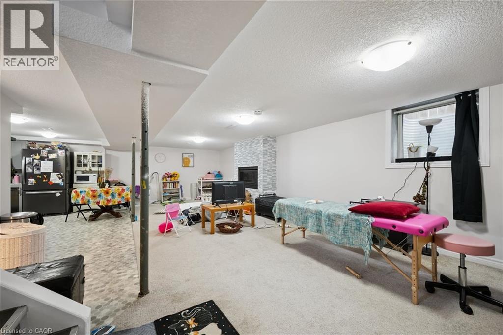 127 Kingswood Drive, Kitchener, Ontario  N2E 1B2 - Photo 23 - 40819013