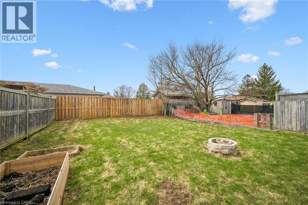 127 Kingswood Drive, Kitchener, Ontario  N2E 1B2 - Photo 38 - 40819013