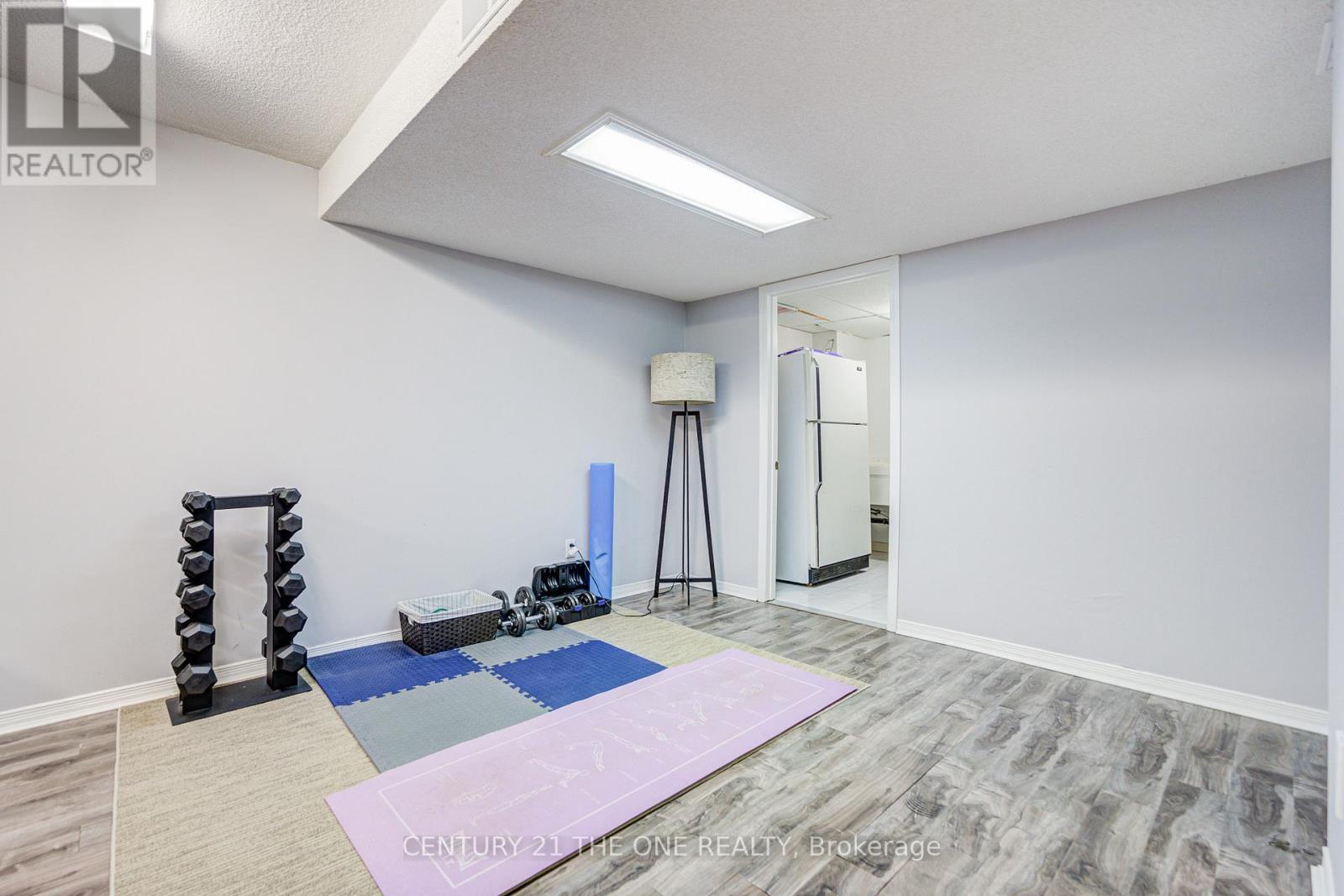 21 Larratt Lane, Richmond Hill, Ontario  L4C 9J1 - Photo 32 - N12976576