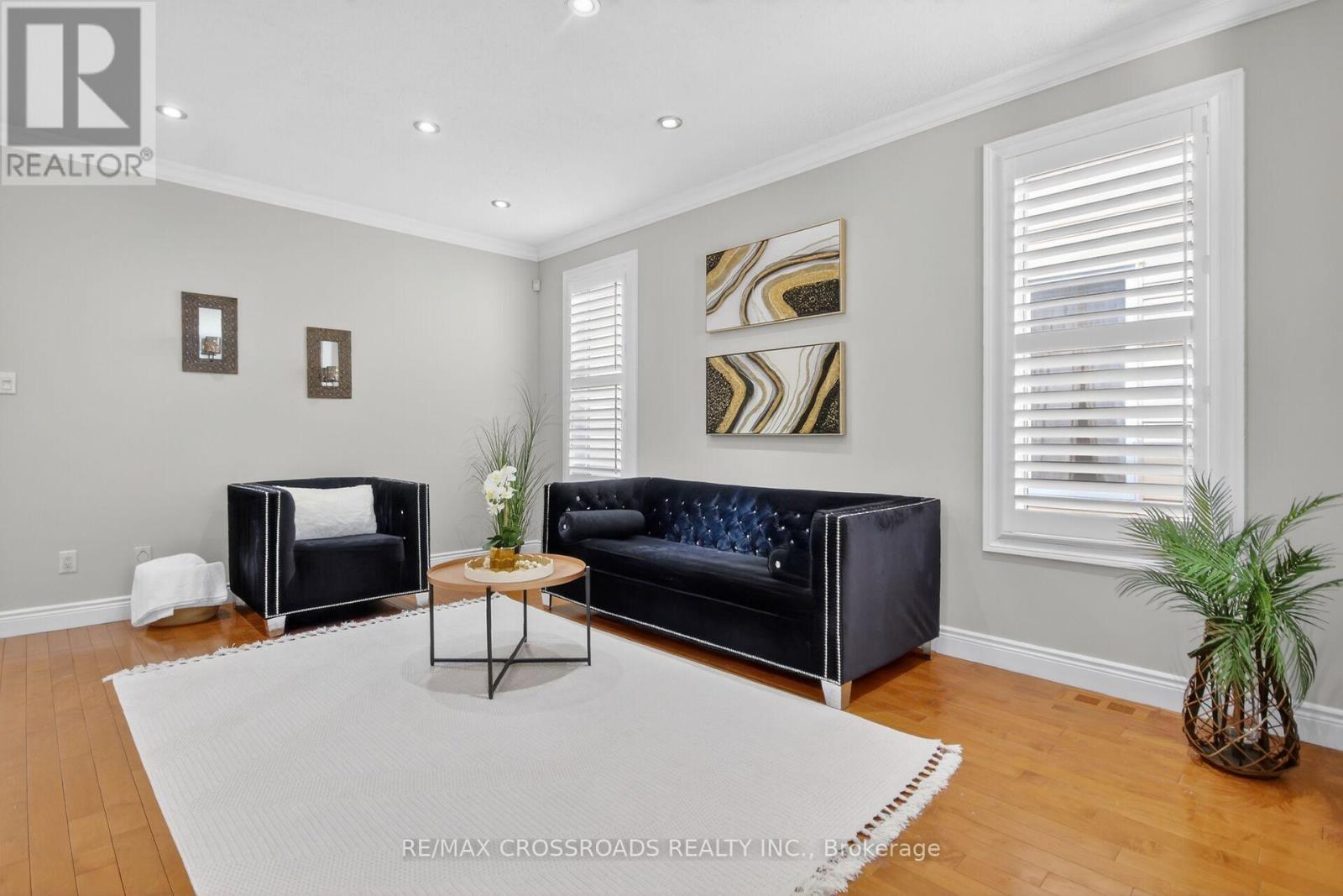 10 Tierney Drive, Ottawa, Ontario  K2J 4W2 - Photo 8 - X12984454