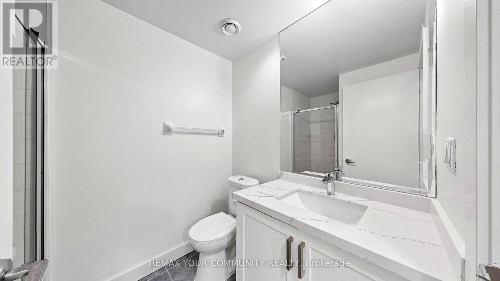 310 - 438 King Street W, Toronto, Ontario  M5V 3T9 - Photo 13 - C12986388