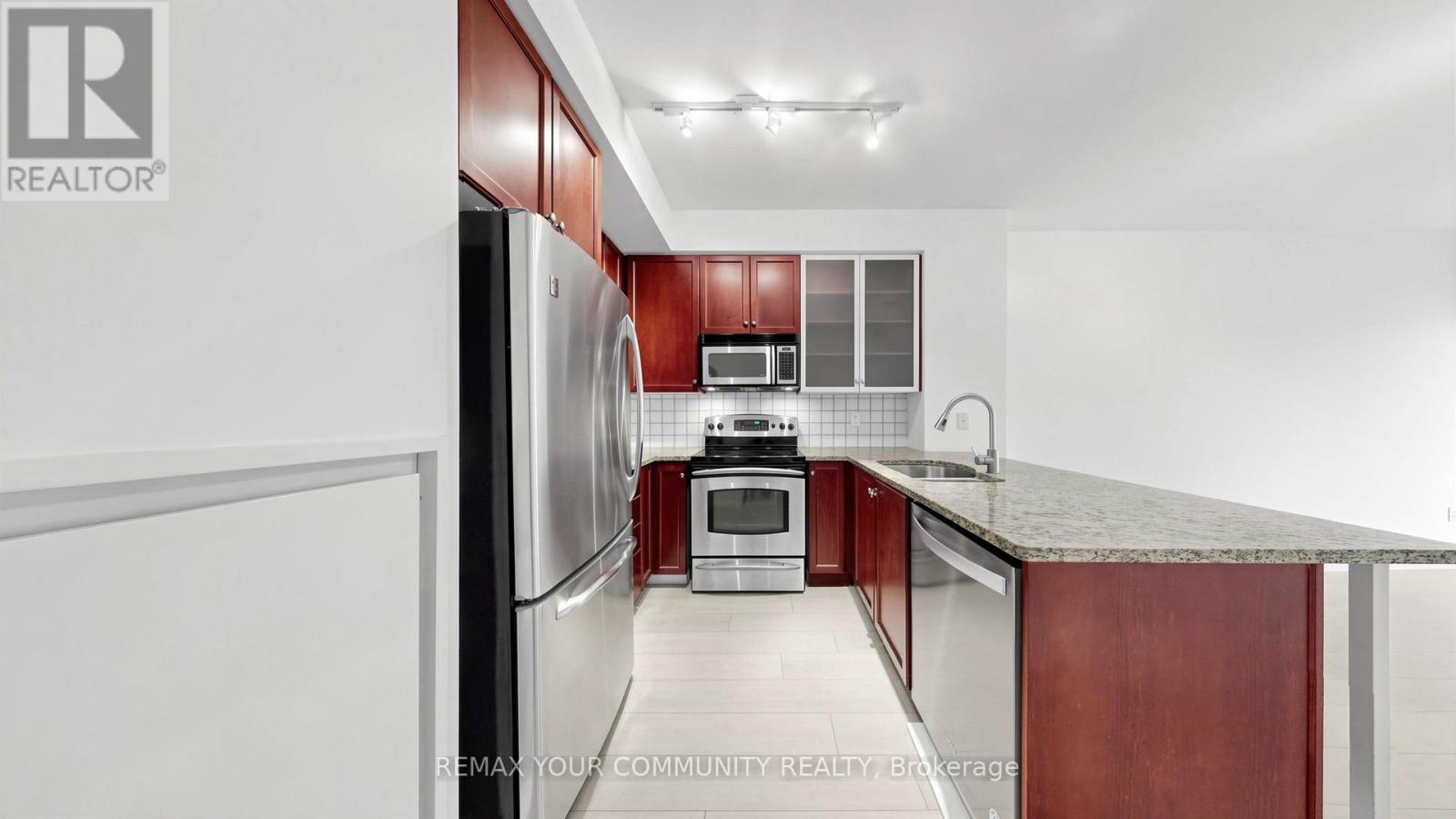 310 - 438 King Street W, Toronto, Ontario  M5V 3T9 - Photo 15 - C12986388