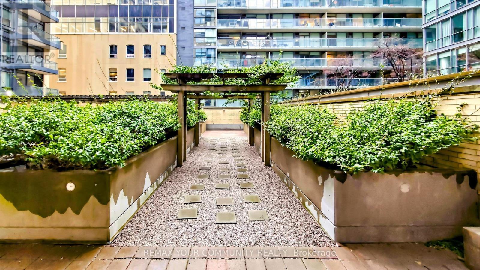 310 - 438 King Street W, Toronto, Ontario  M5V 3T9 - Photo 36 - C12986388