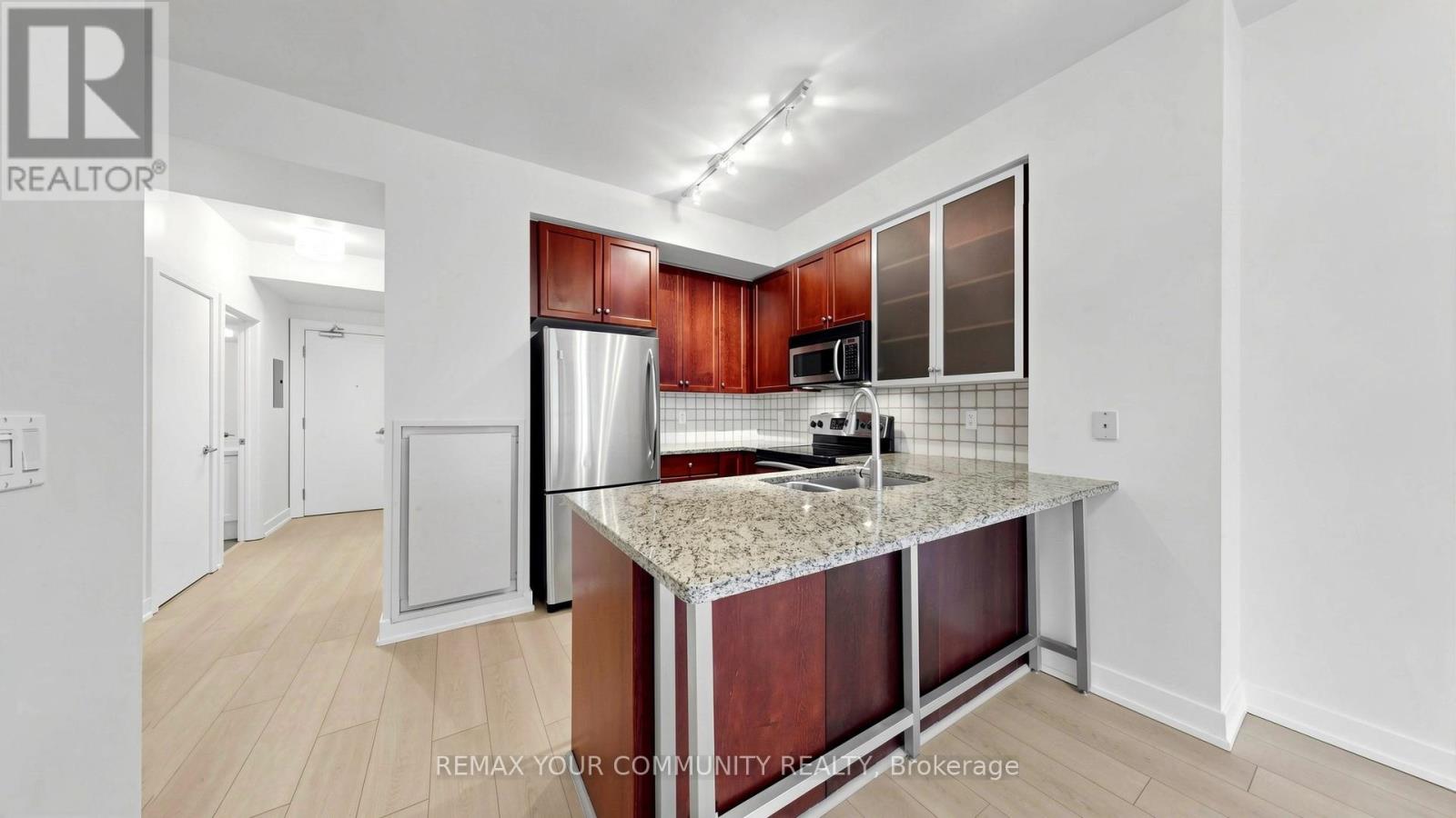 310 - 438 King Street W, Toronto, Ontario  M5V 3T9 - Photo 6 - C12986388