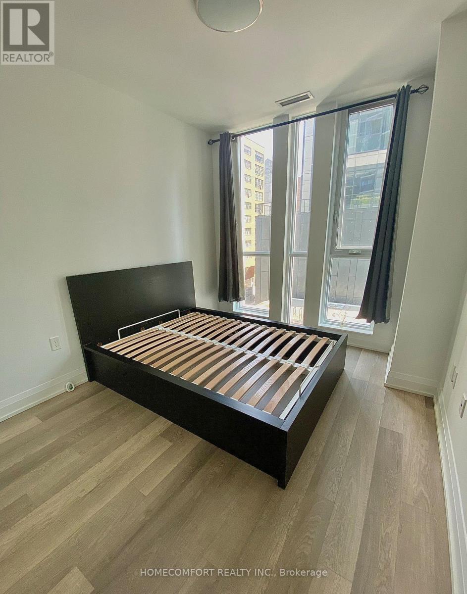 404 - 77 Mutual Street, Toronto, Ontario  M5B 2A9 - Photo 8 - C12986394