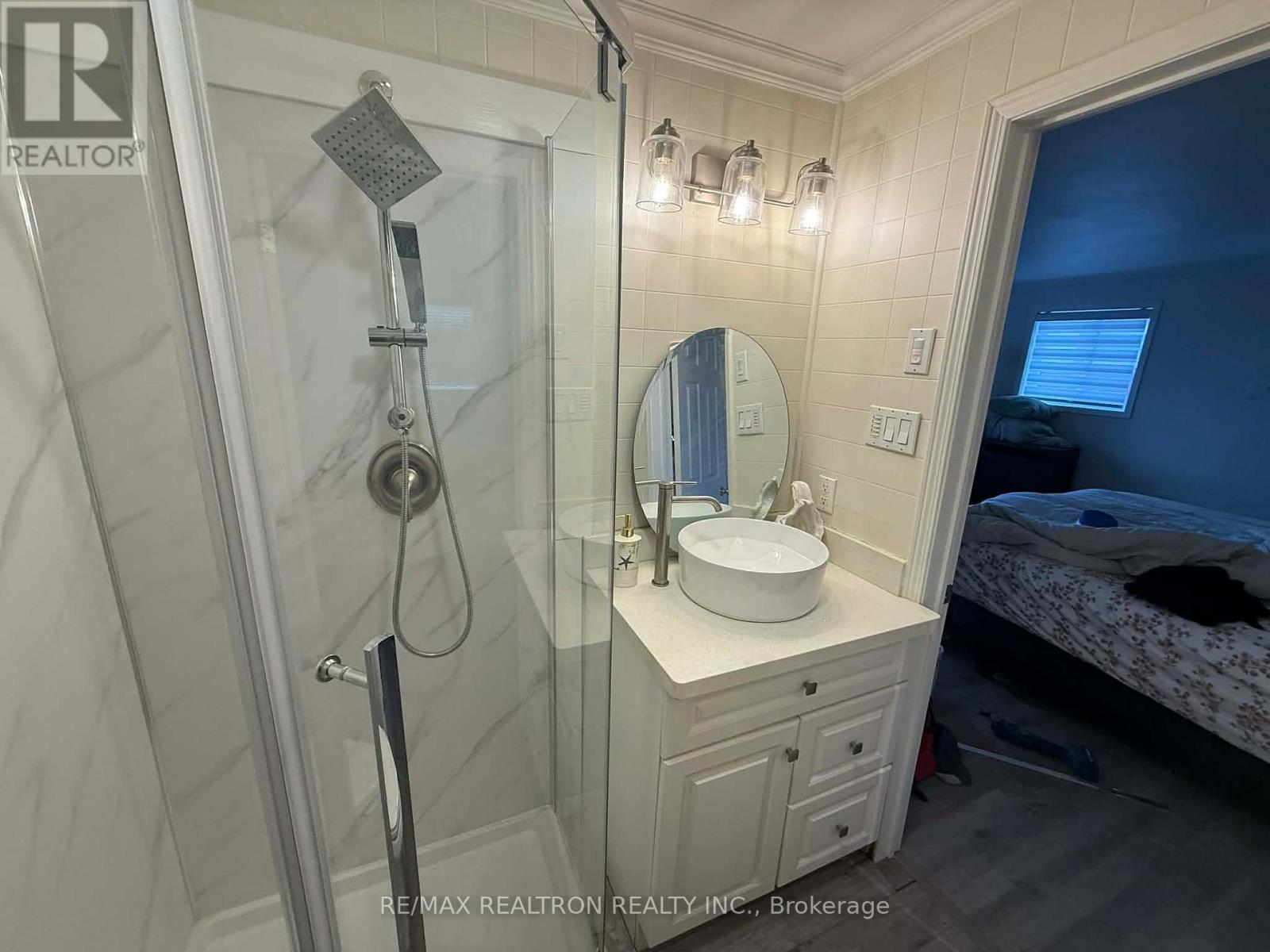 10 Pinecrest Circle, Innisfil, Ontario  L0L 1L0 - Photo 24 - N12956708