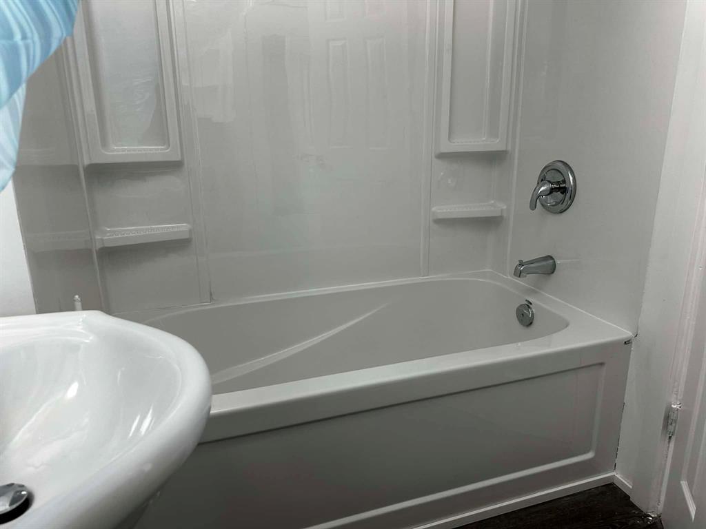 1101 Selkirk Avenue, Winnipeg, Manitoba  R2X 0C4 - Photo 10 - 202606239