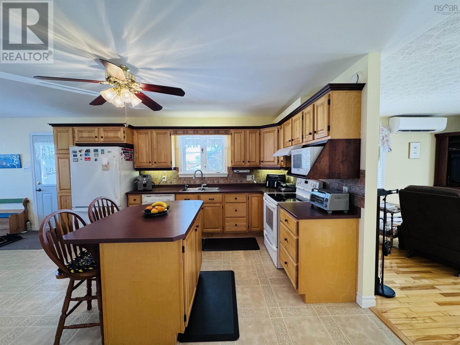 27 Wellington Court, Truro, Nova Scotia  B2N 6M9 - Photo 12 - 202602835