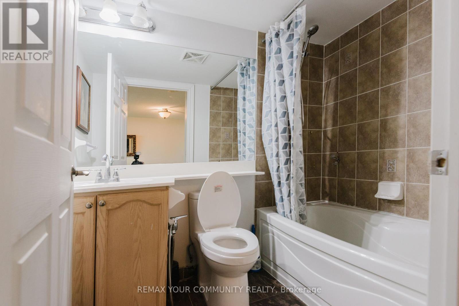 2510 - 15 Greenview Avenue, Toronto, Ontario  M2M 4M7 - Photo 12 - C12984810