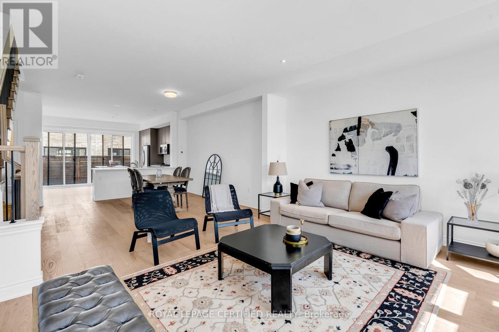 10 - 74a Thomas Street, Mississauga, Ontario  L5M 2R6 - Photo 2 - W12984650