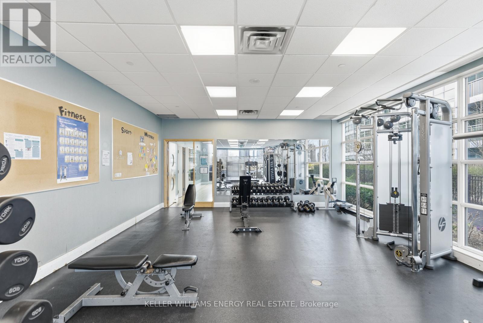 912 - 155 Legion Road N, Toronto, Ontario  M8Y 0A7 - Photo 29 - W12985984