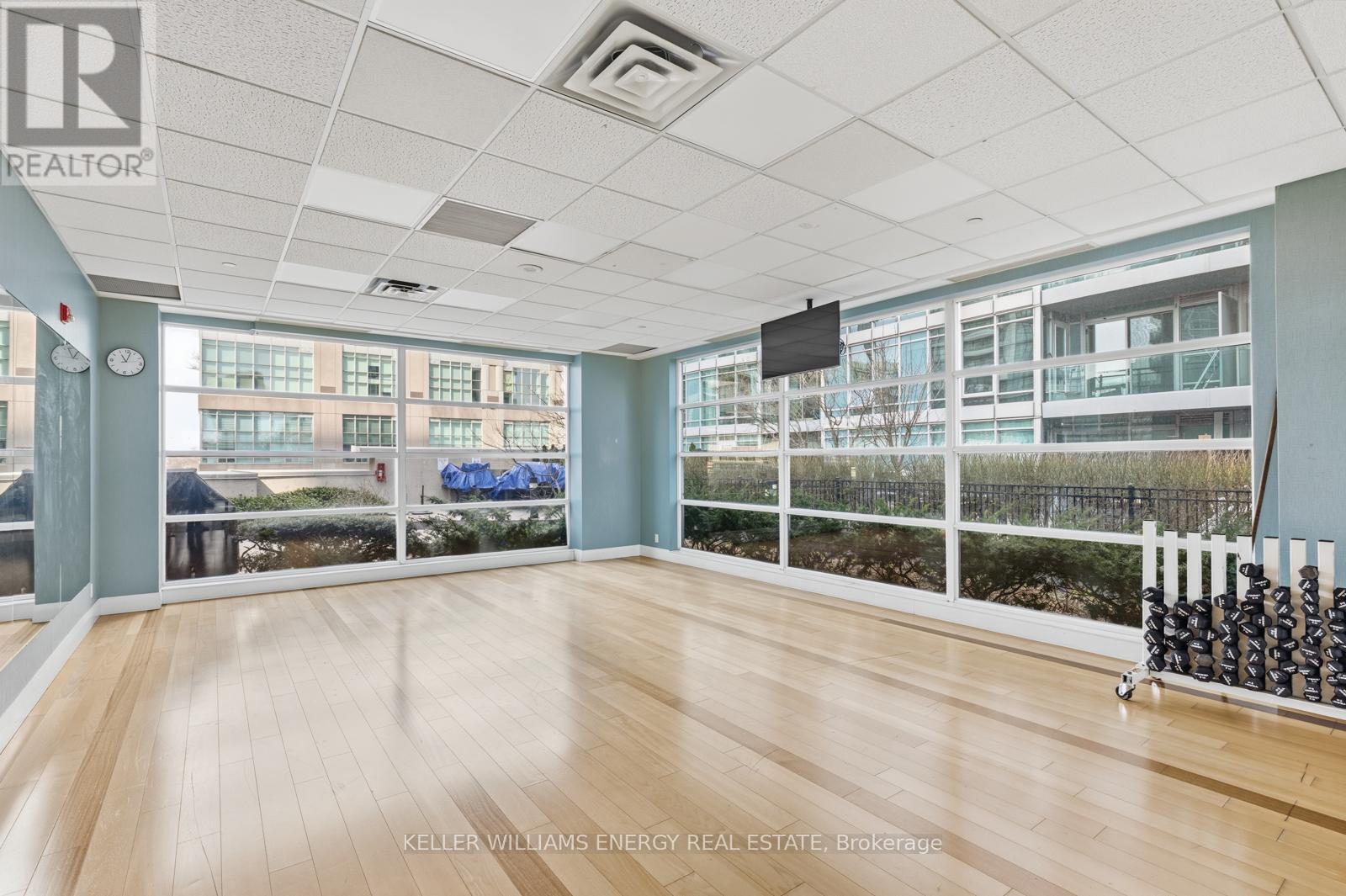 912 - 155 Legion Road N, Toronto, Ontario  M8Y 0A7 - Photo 28 - W12985984