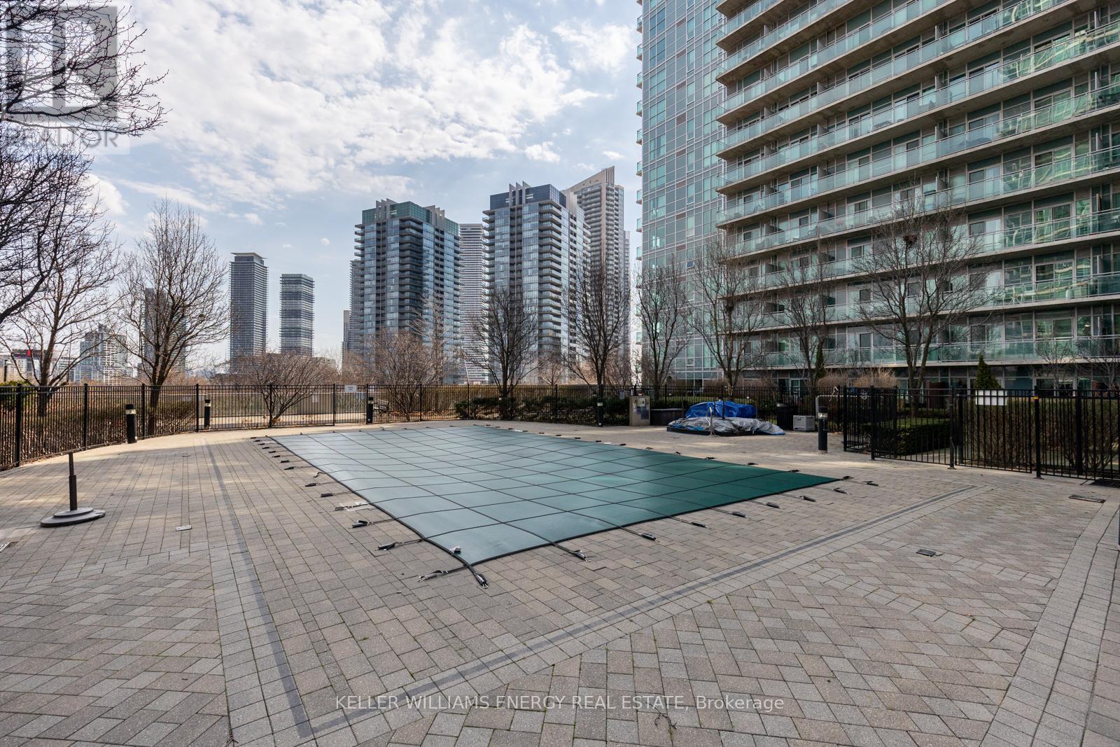 912 - 155 Legion Road N, Toronto, Ontario  M8Y 0A7 - Photo 30 - W12985984