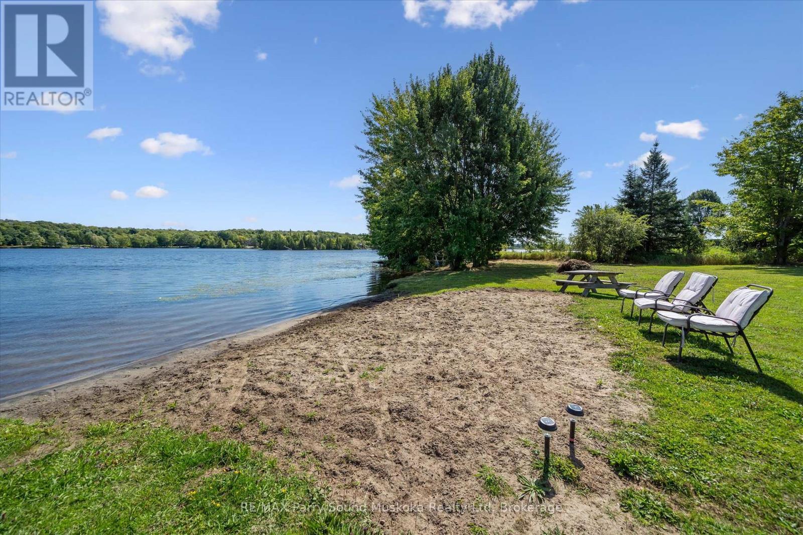 39 Hardies Road, Mckellar, Ontario  P2A 0B5 - Photo 4 - X12986410