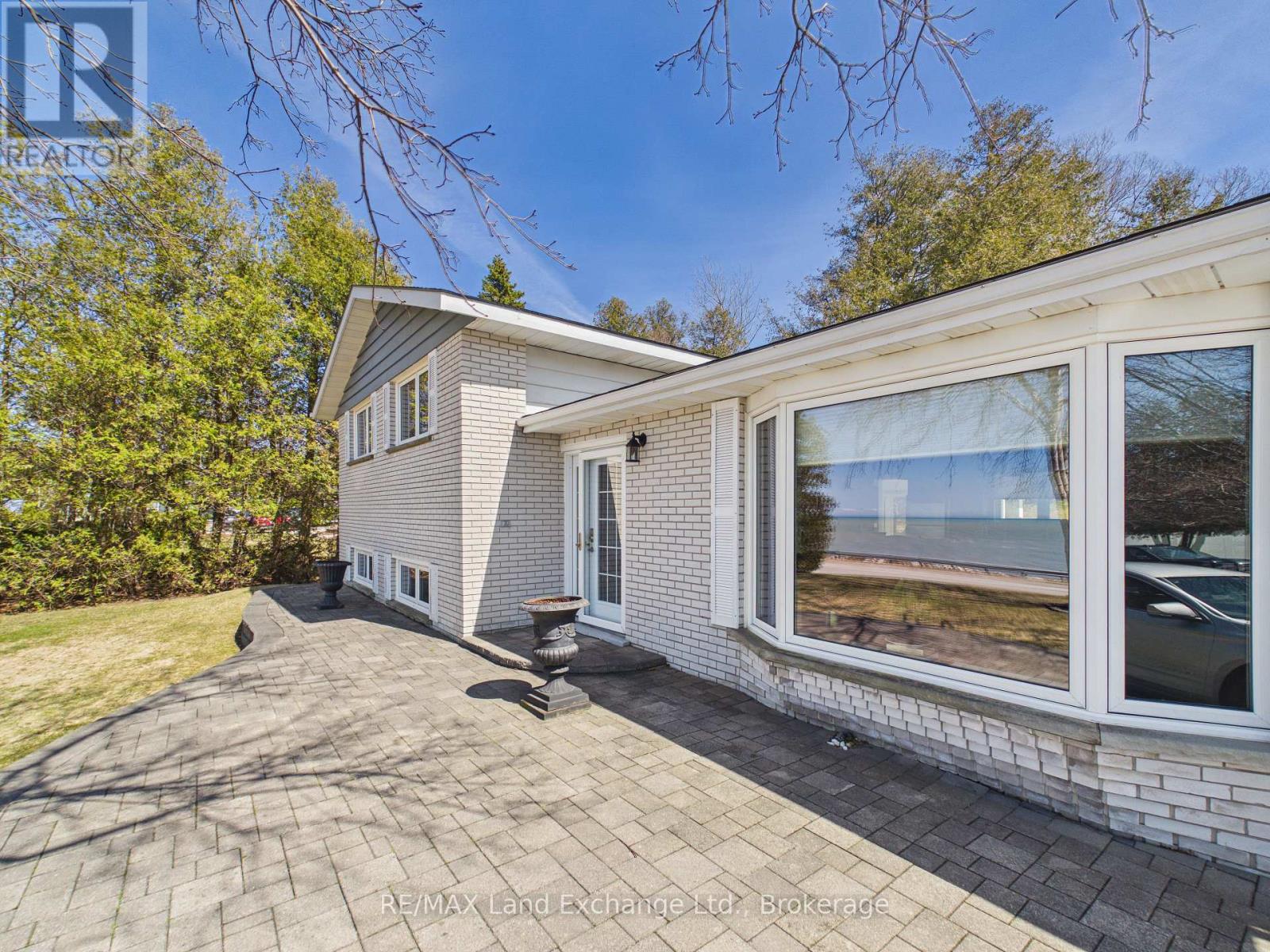 167 Goderich Street, Kincardine, Ontario  N2Z 2K6 - Photo 3 - X12986424